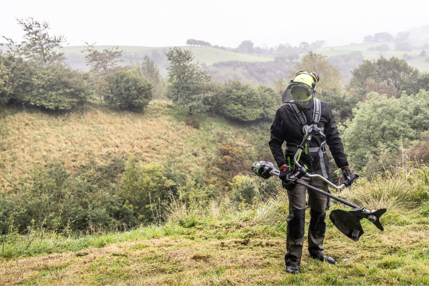 Vyžínač a krovinorez EGO Power+ 45cm záber PRO X pre extrémne nasadenie