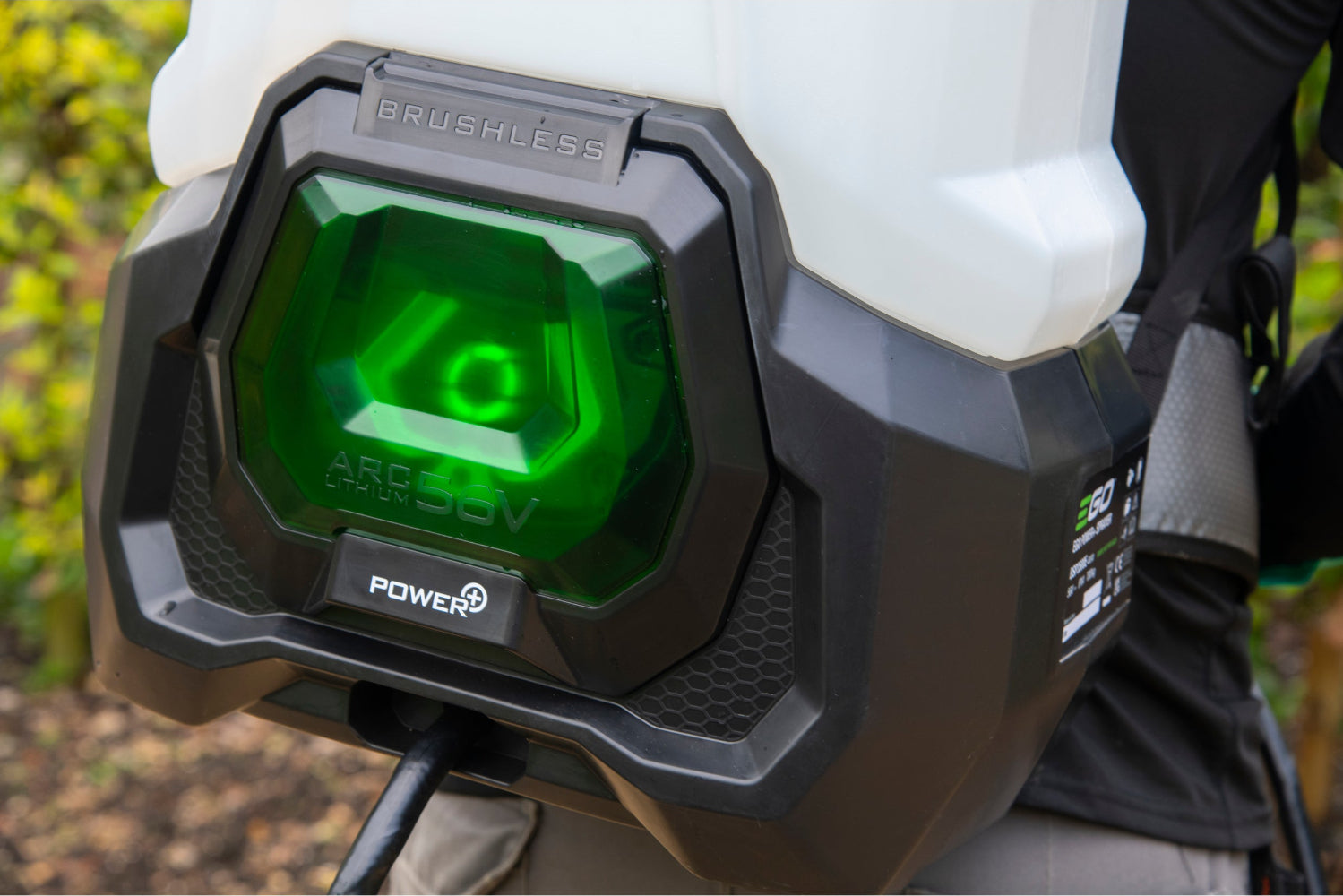 Chrbtový postrekovač EGO Power+ 15 l profesionálny tlak 24 bar