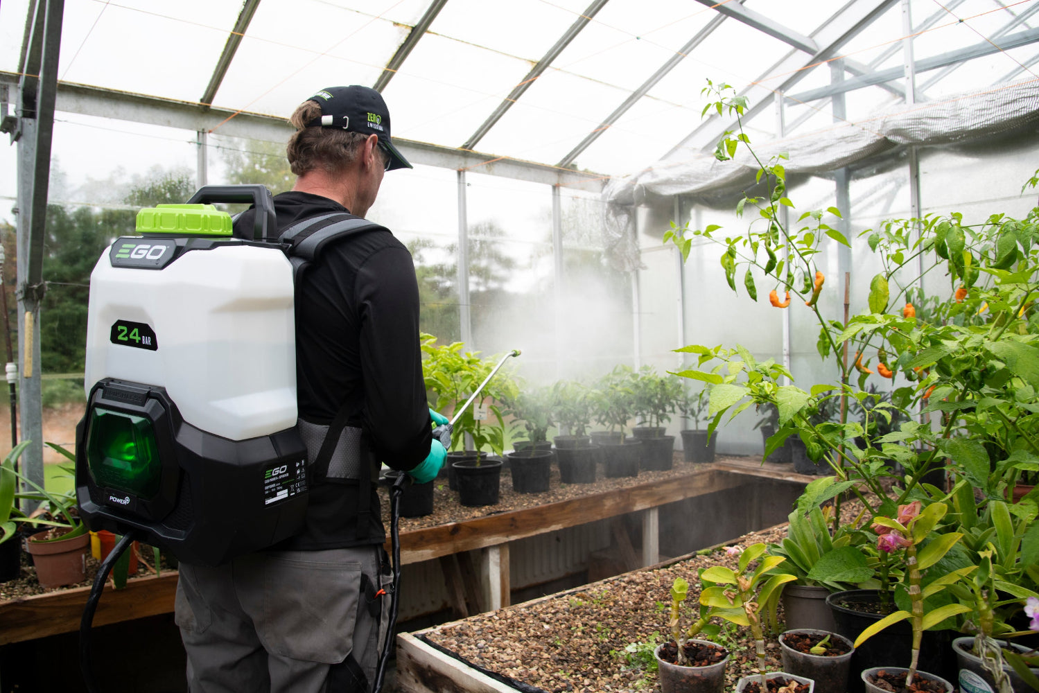 Chrbtový postrekovač EGO Power+ 15 l profesionálny tlak 24 bar