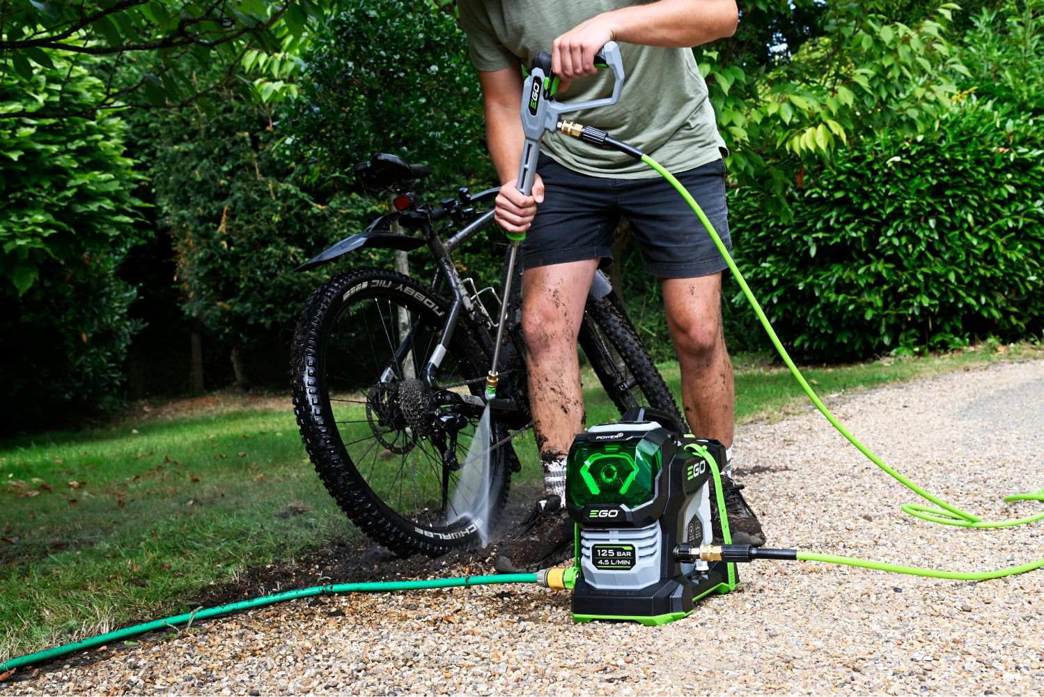 Vysokotlakový čistič EGO Power+ HPW1800E 125 bar kompaktný a prenosný
