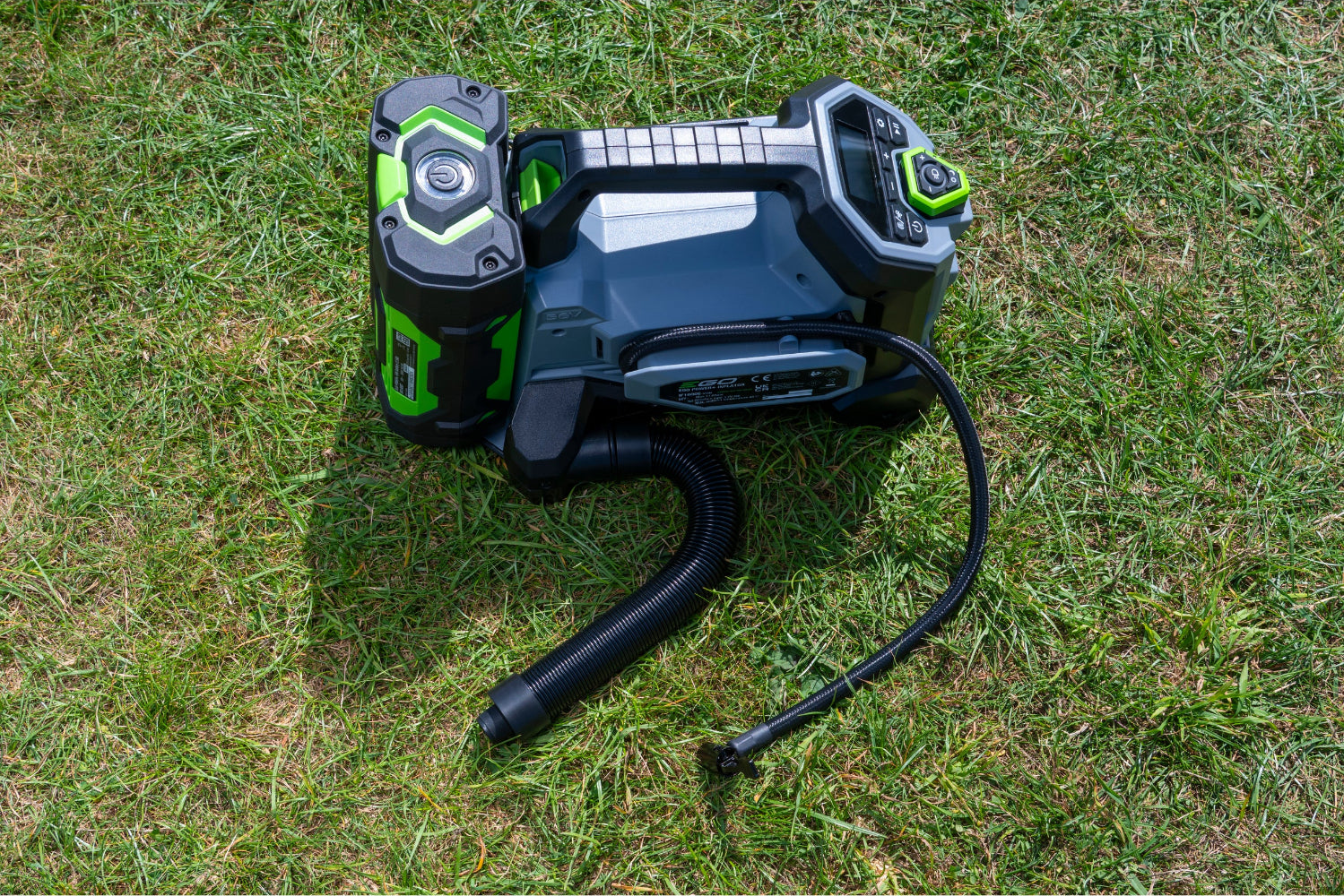 Kompaktný kompresor EGO Power+ 11 Bar