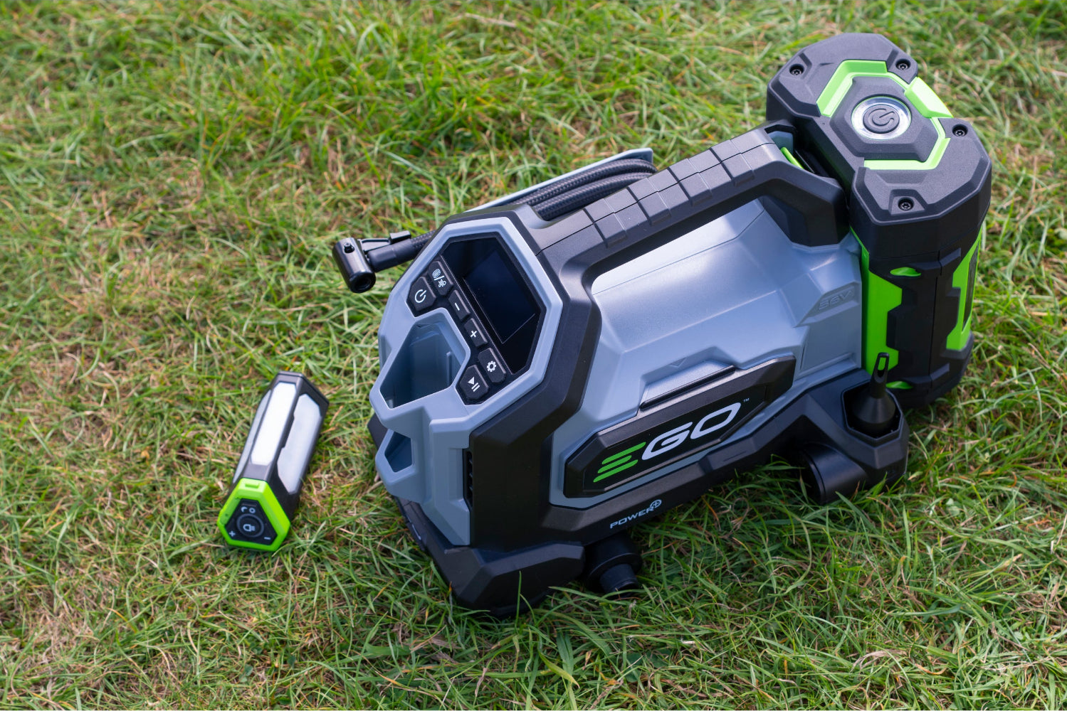 Kompaktný kompresor EGO Power+ 11 Bar