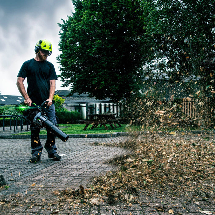 Bezkonkurenčná sila 32 N 