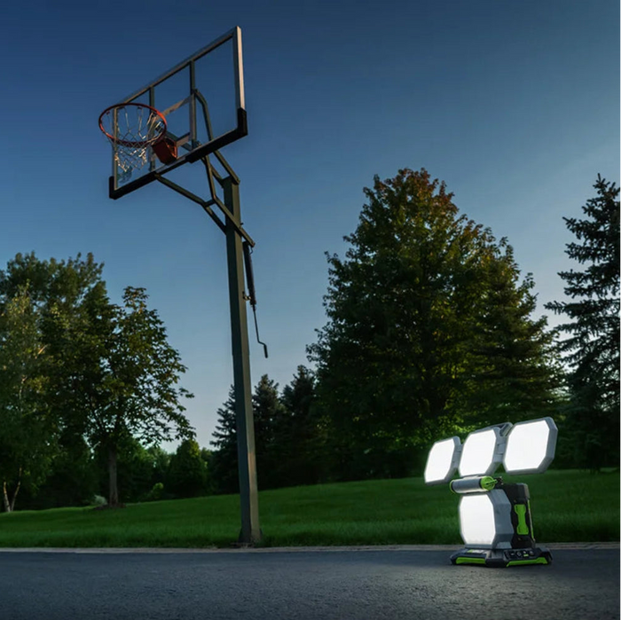 Extrémny jas 10 000 lúmenov