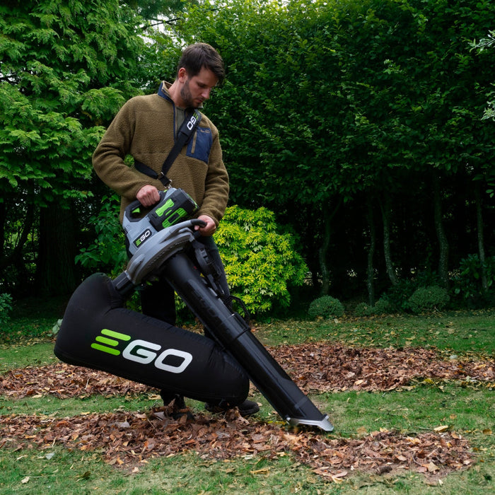 Režim 3-v-1 (fukár + vysávač+drvič)