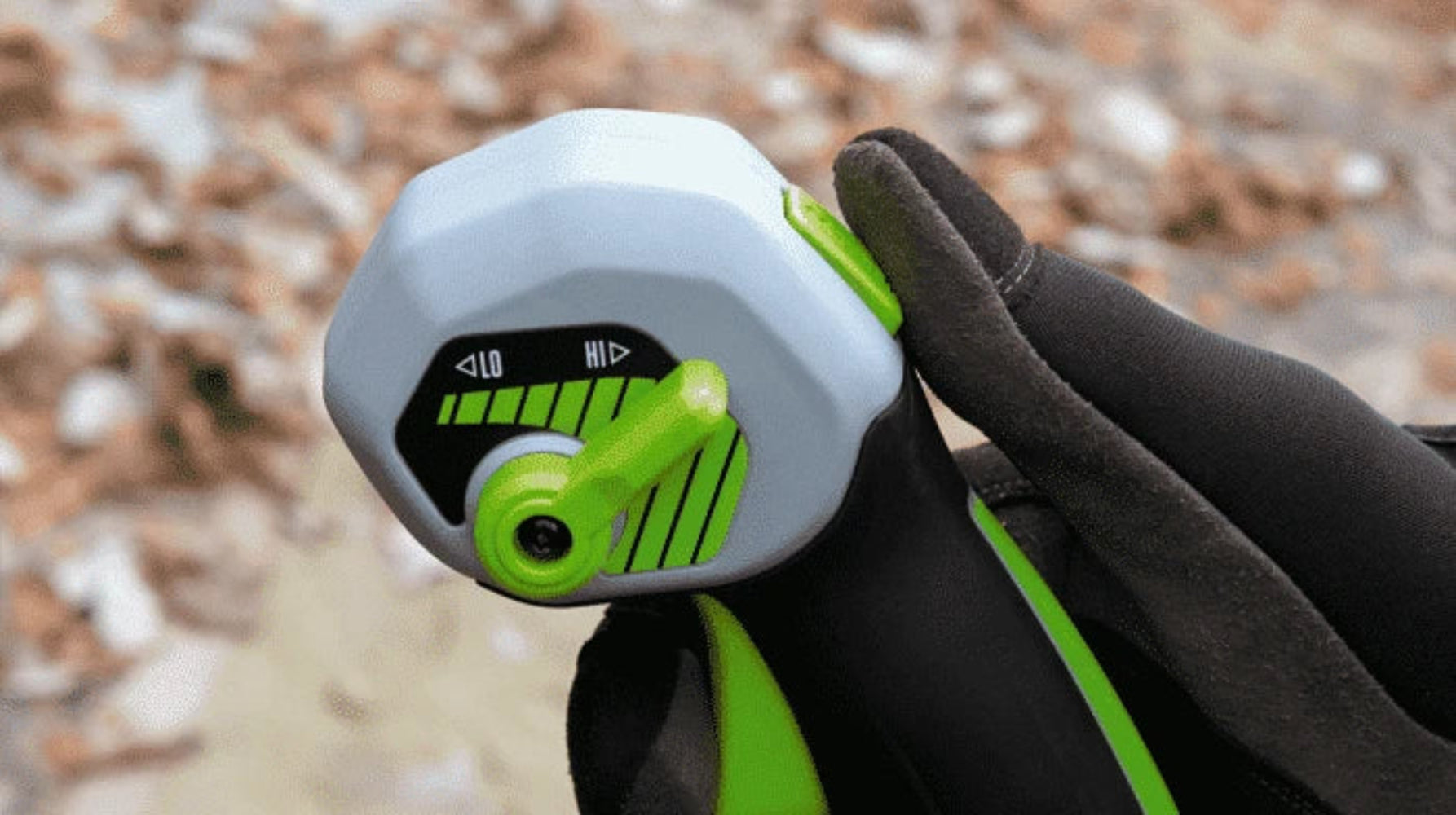 EGO POWER+ LB6000E / LB6002E / LB6000E-K1103 výkonný a univerzálny aku fukár na lístie pre náročnejších používateľov