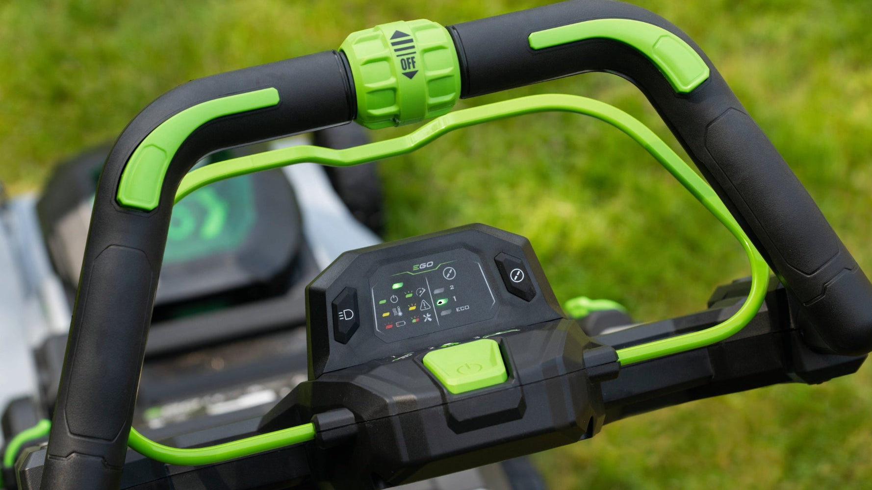 Akumulátorová kosačka EGO POWER+ 47 cm s pojazdom