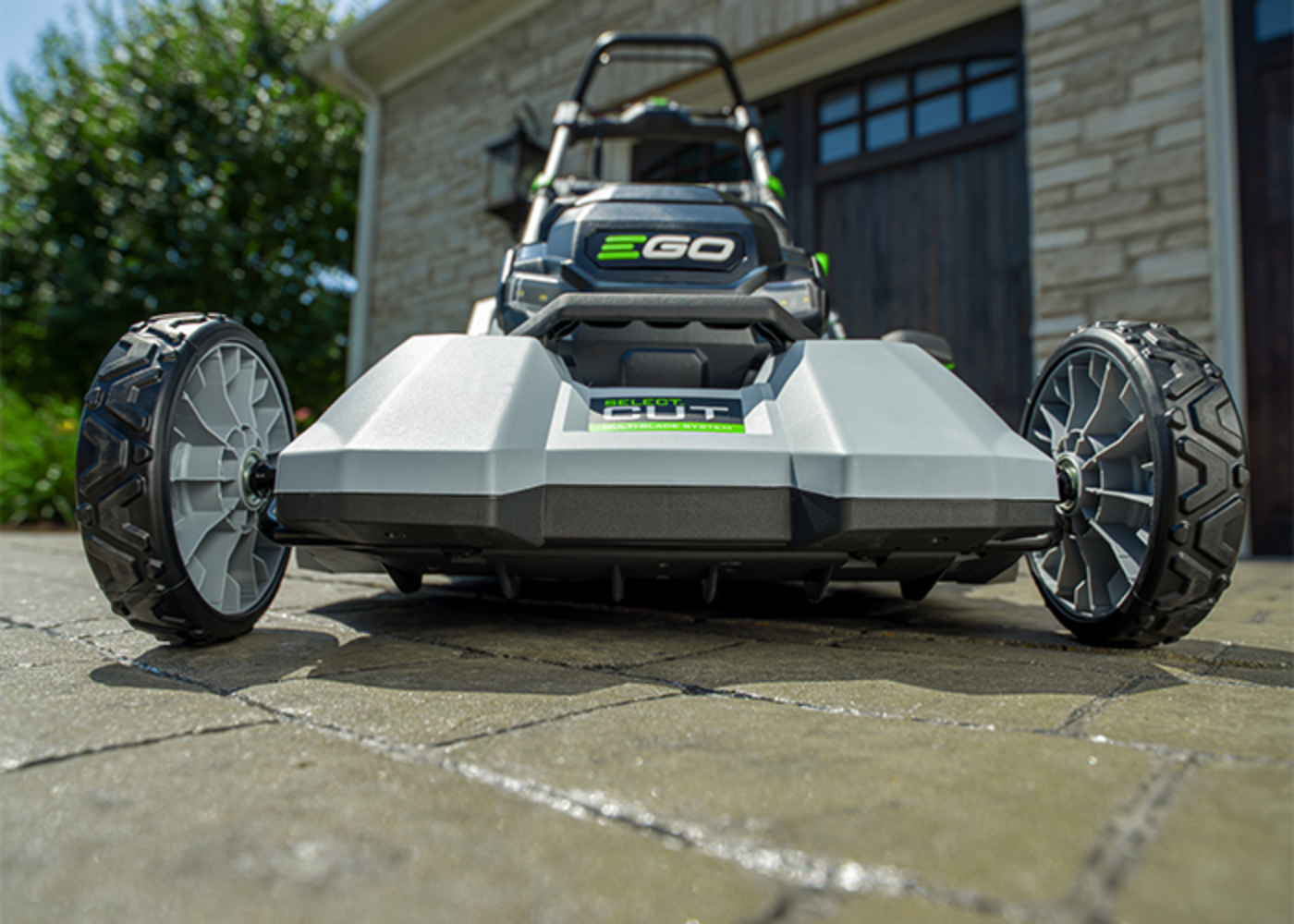 Akumulátorová kosačka EGO POWER+ 52 cm s pojazdom