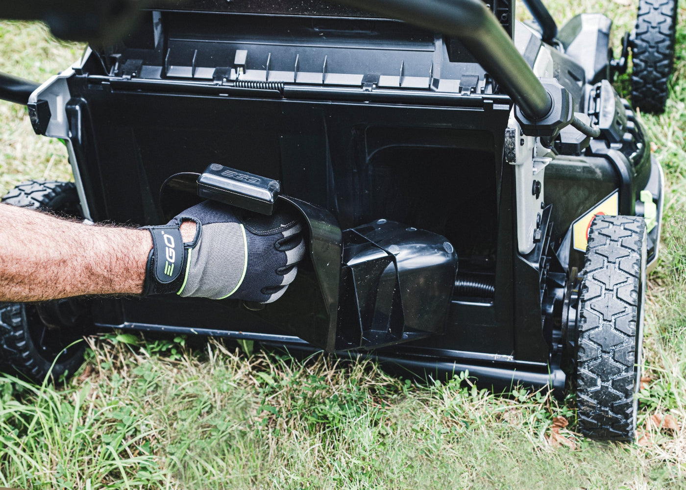 Akumulátorová kosačka EGO POWER+ 76 cm PRO X s pojazdom