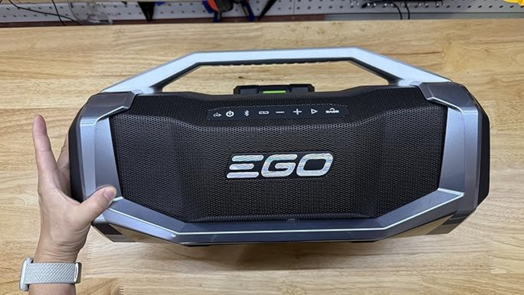 Exteriérový reproduktor EGO Power+ 180 W Bluetooth & Powerbanka