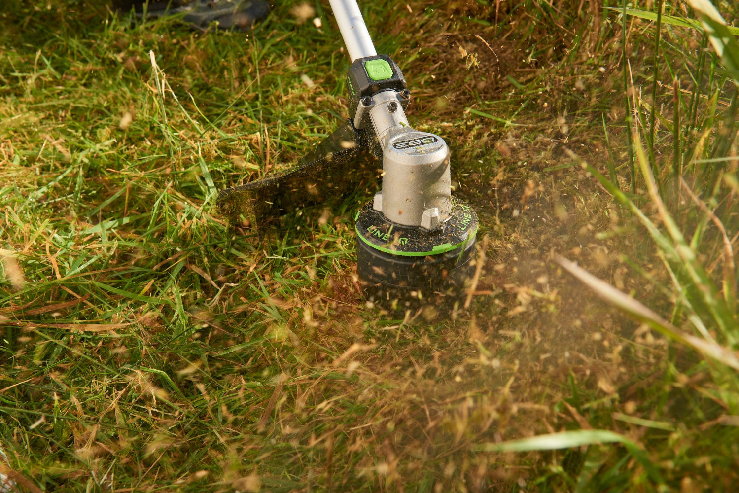 Vyžínač EGO POWER+ 40 cm samonavíjanie lanka a IQ line