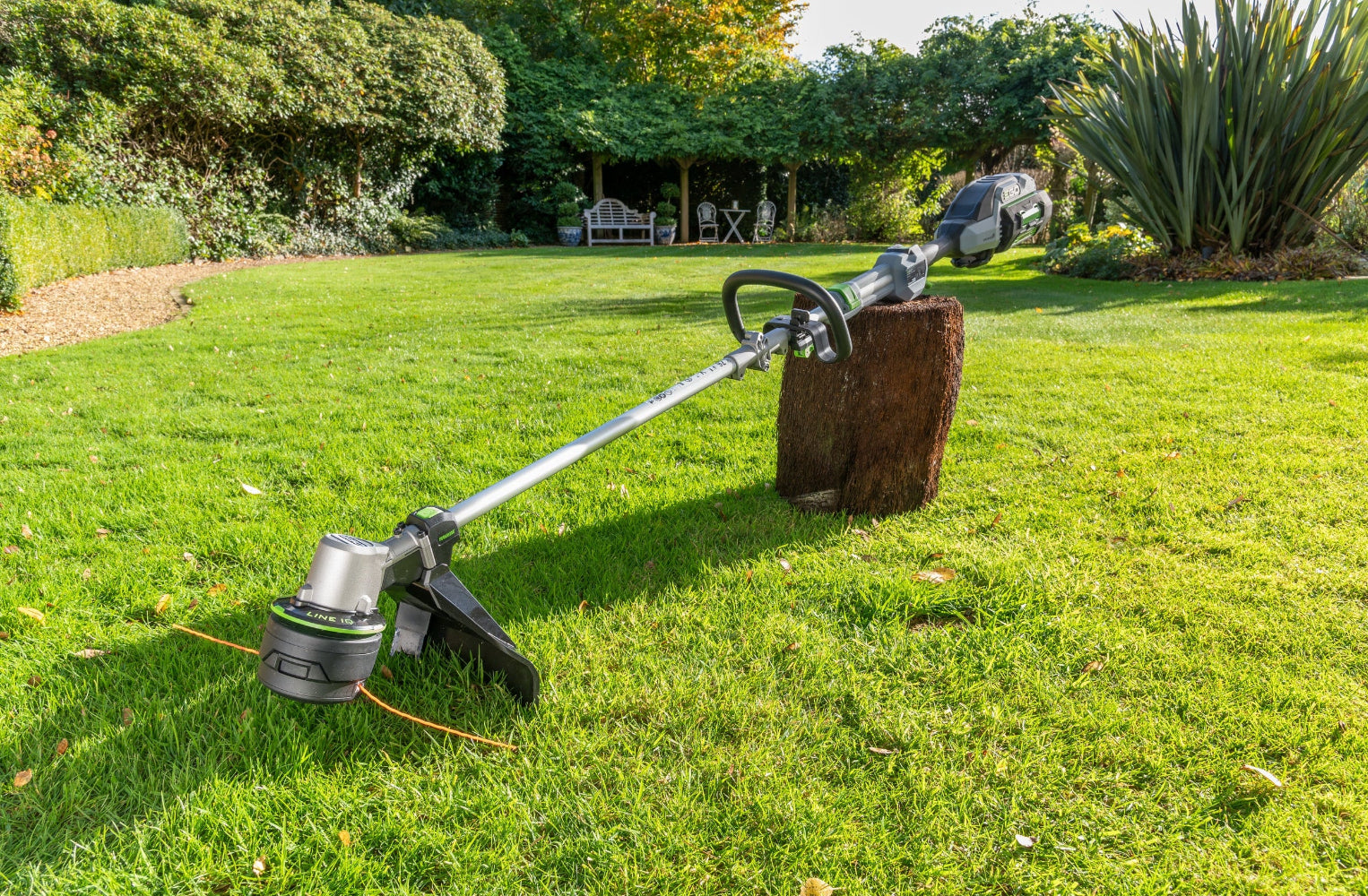 Vyžínač EGO POWER+ 40 cm samonavíjanie lanka a IQ line