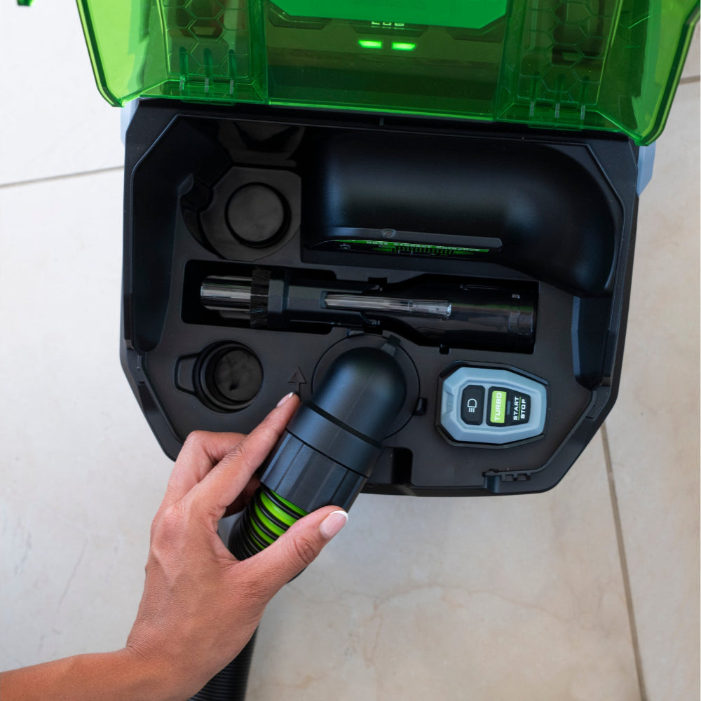 Vysávač na mokré a suché vysávanie EGO Power+ 12l kompaktný a prenosný