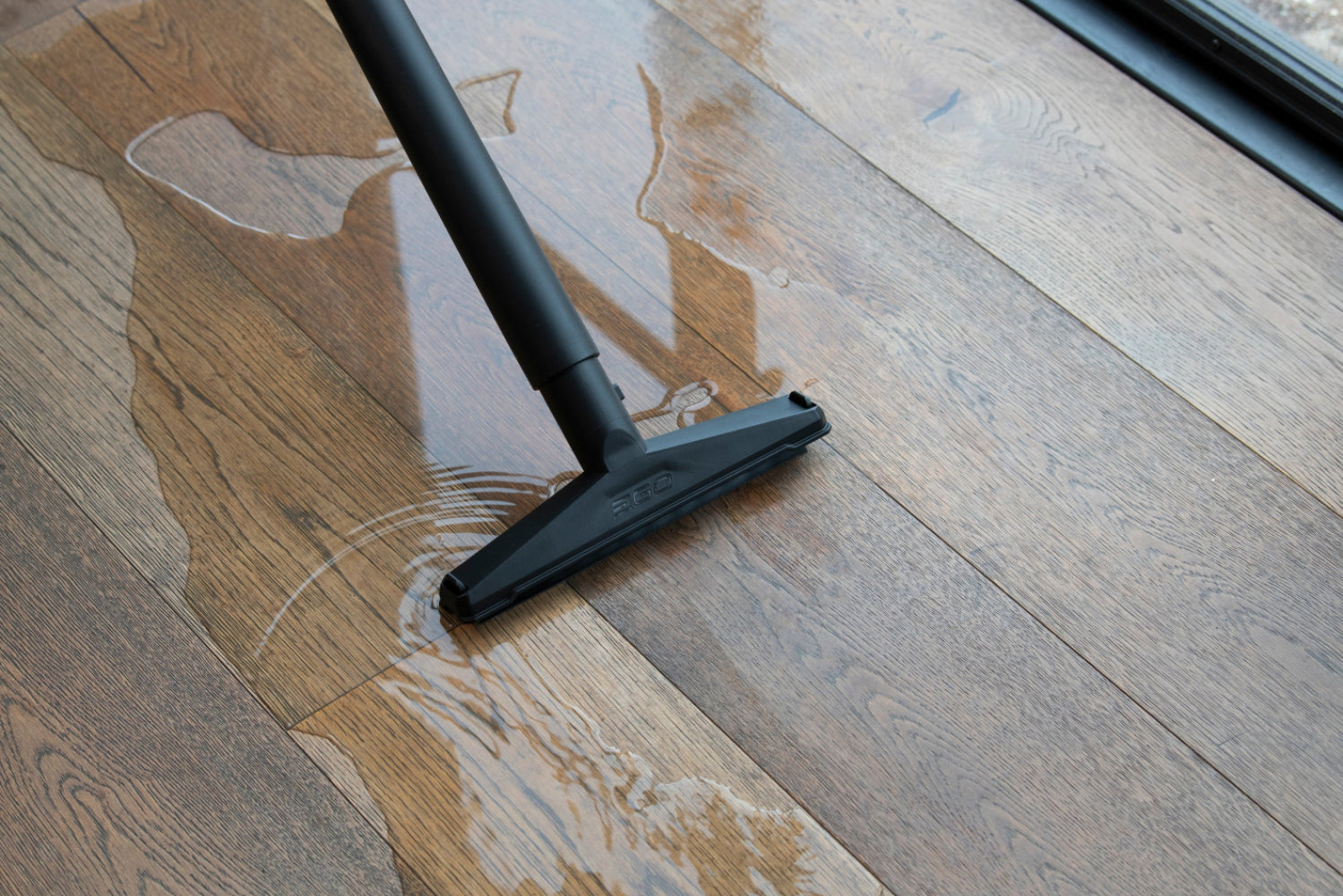 Vysávač na mokré a suché vysávanie EGO Power+ 34 l najvýkonnejší AKU vysávač